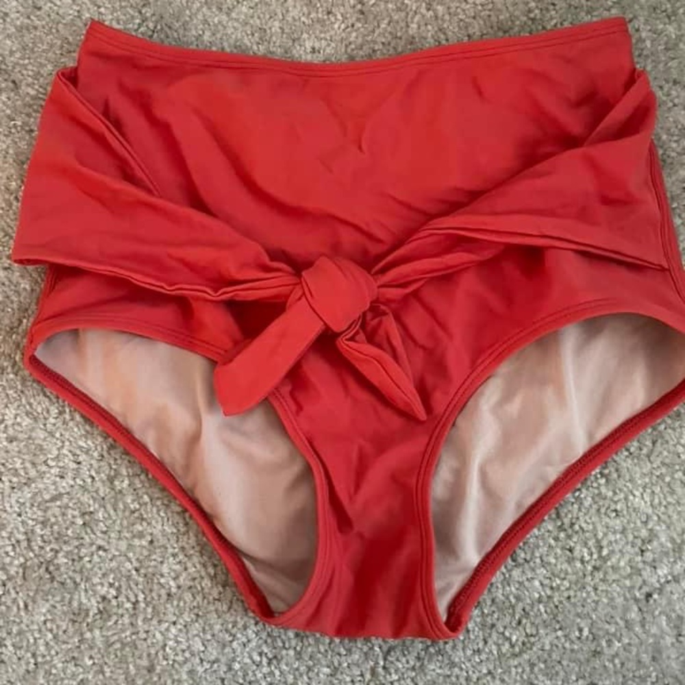 Kortni Jeane red orange bottoms